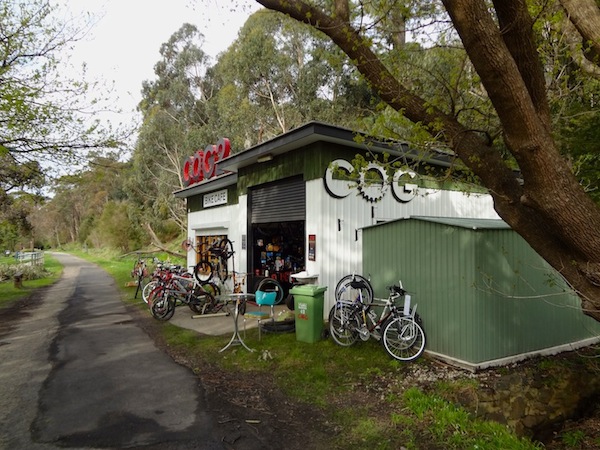 Warburton Cog Cafe