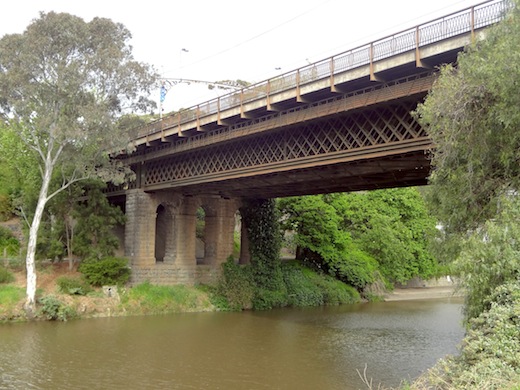 Bridge along the Main Yarra Trail